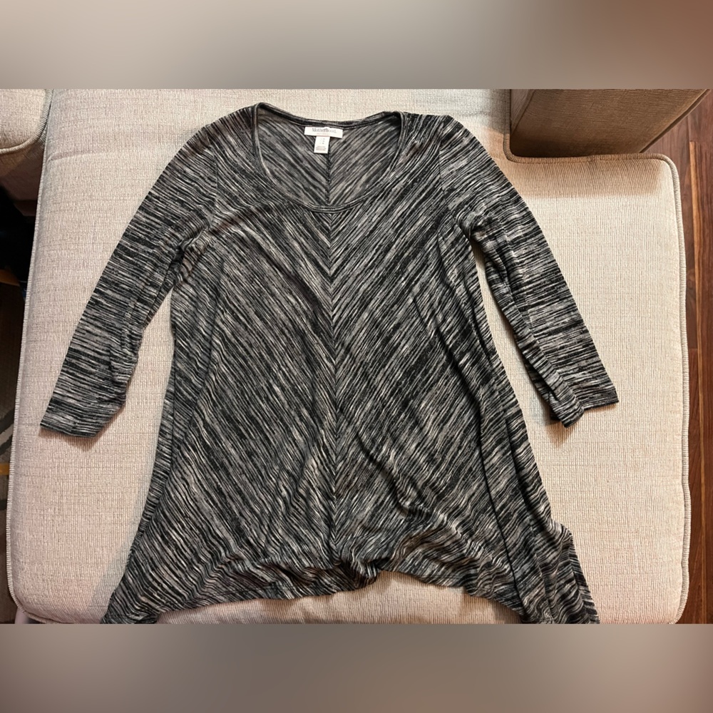 Motherhood maternity shirt